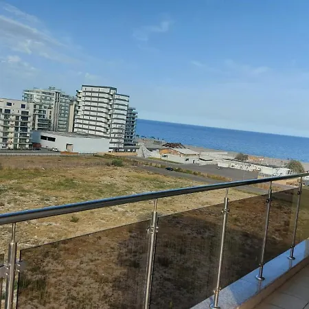 Summerland 65 * Mamaia